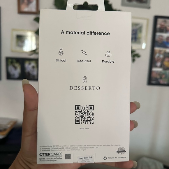 OtterBox Symmetry Series iPhone 16 Case in juniper color - Picture 5 of 6